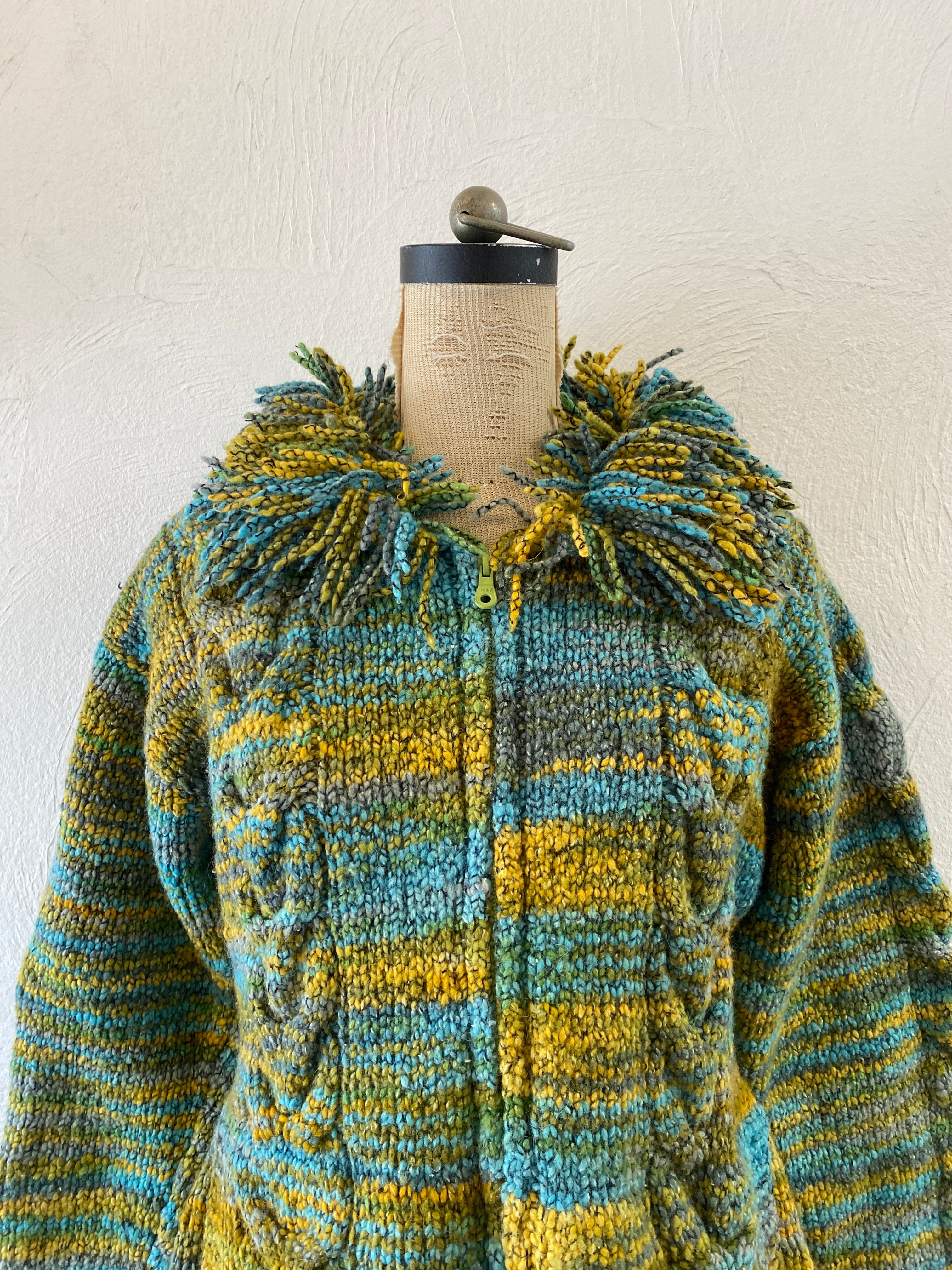 fringe collar knit blouson