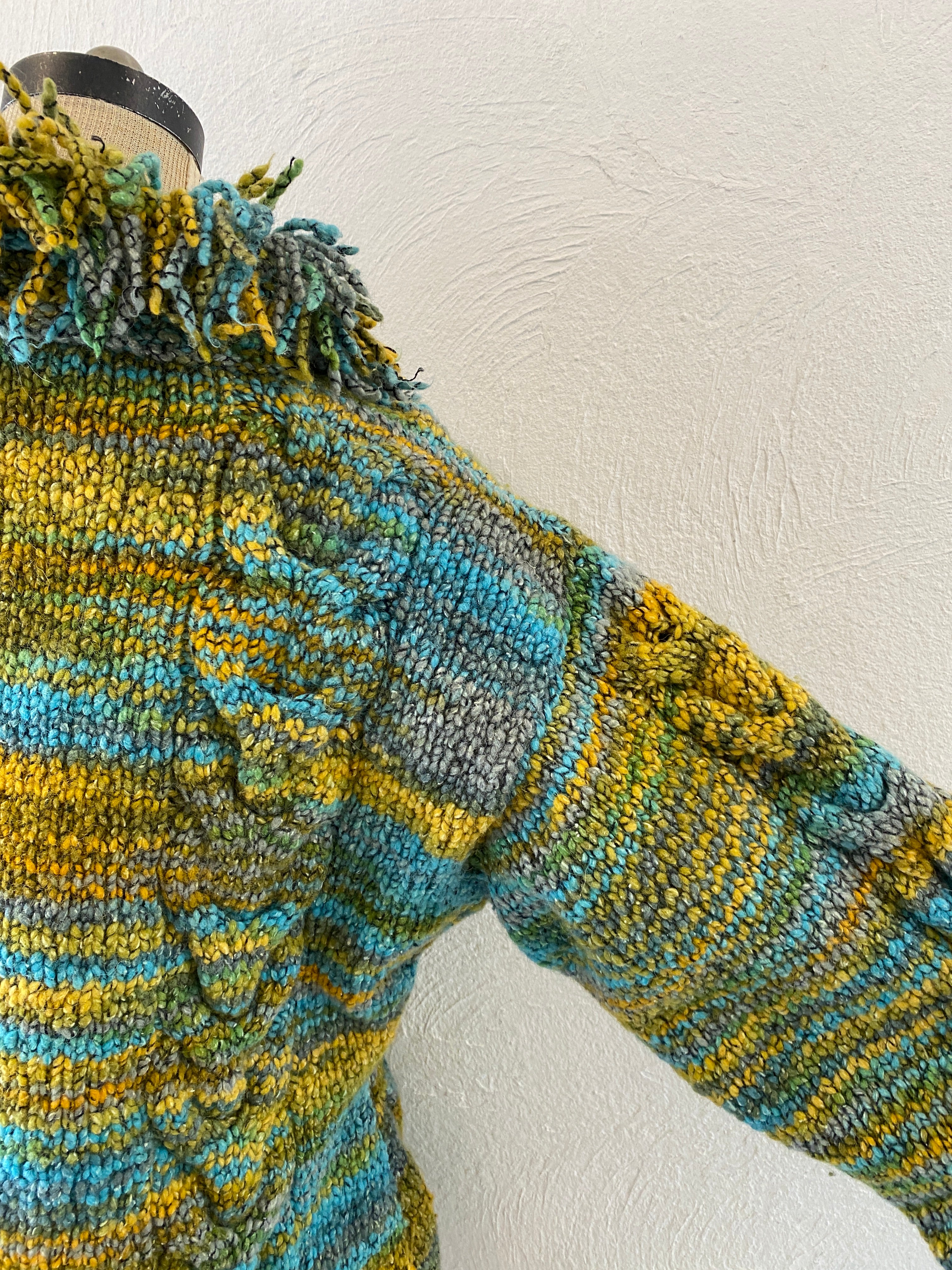 fringe collar knit blouson