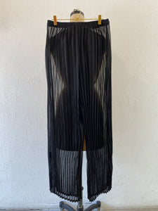 through pleats pants