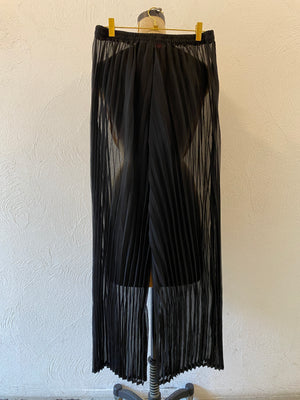 through pleats pants