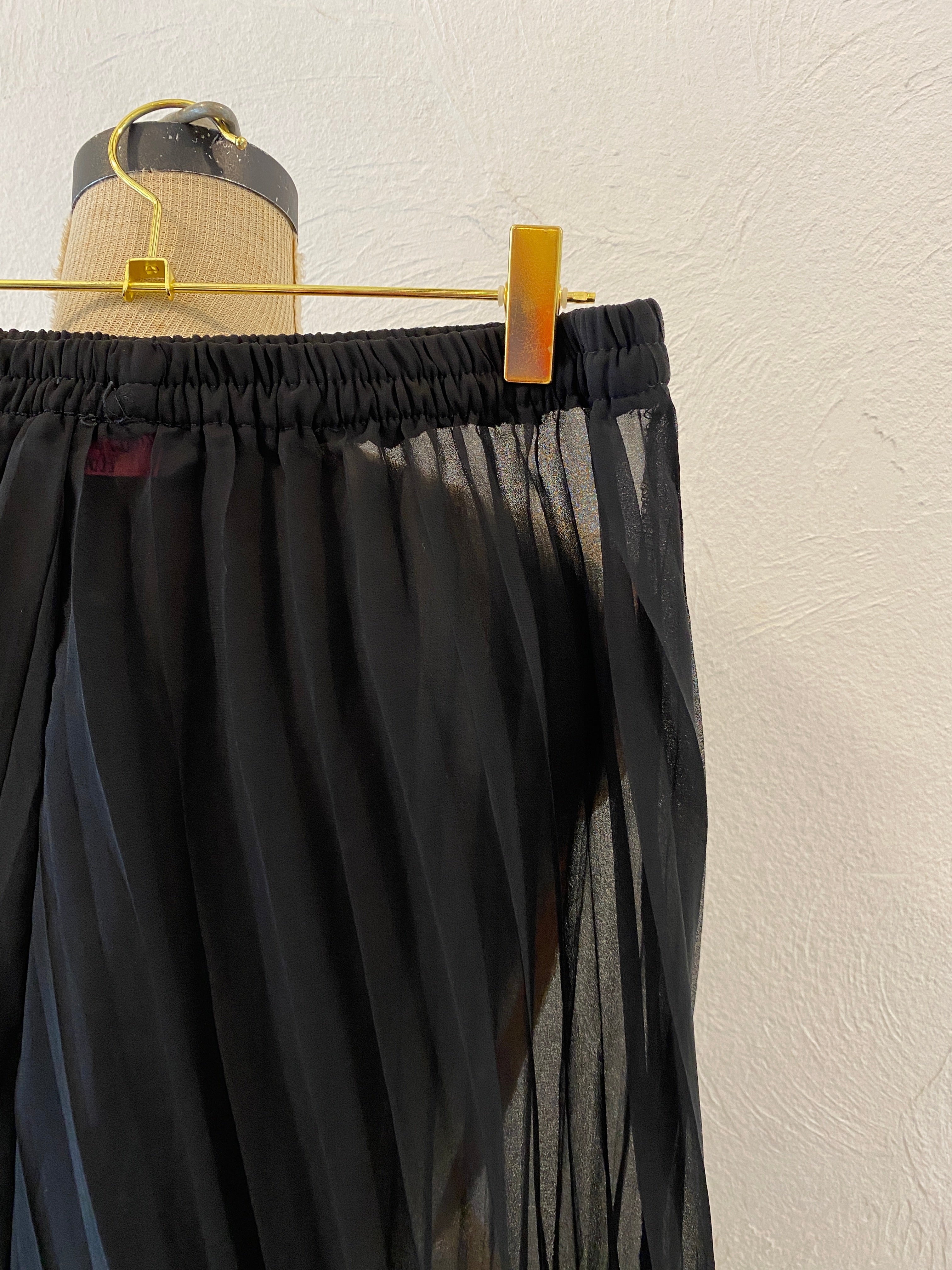 through pleats pants