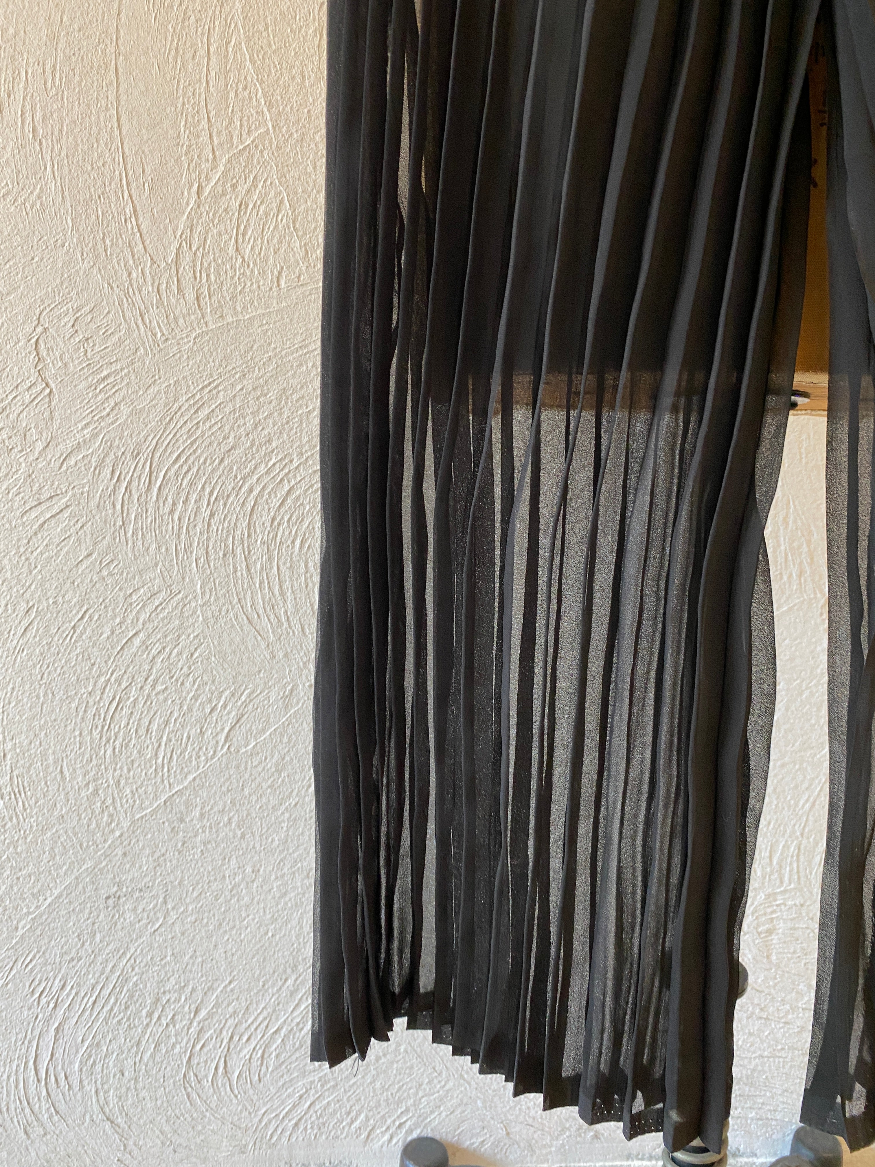 through pleats pants