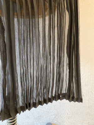 through pleats pants