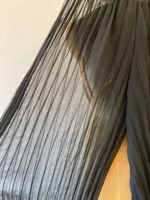 through pleats pants