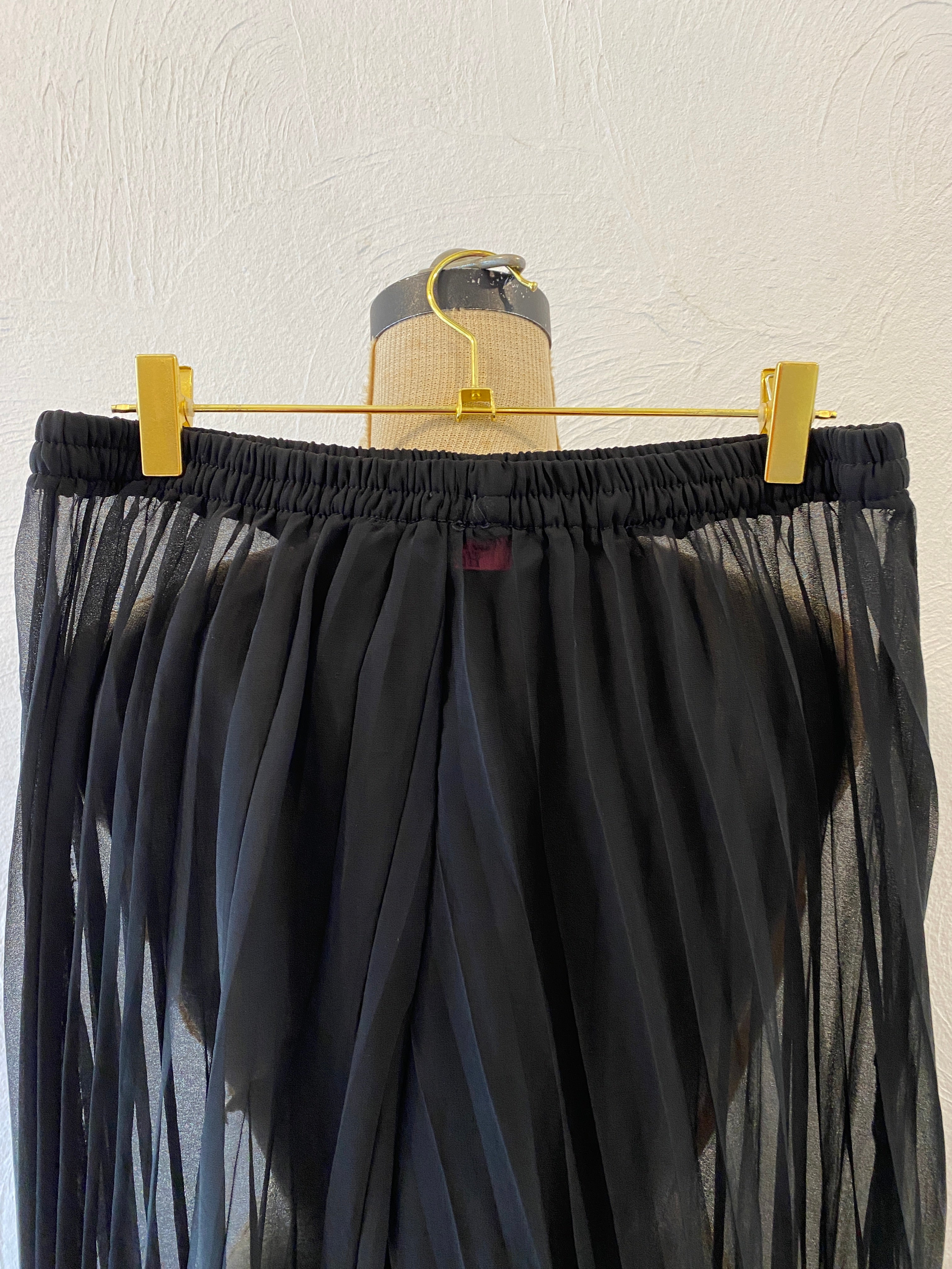 through pleats pants