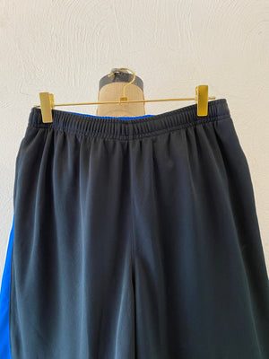 nike short pants
