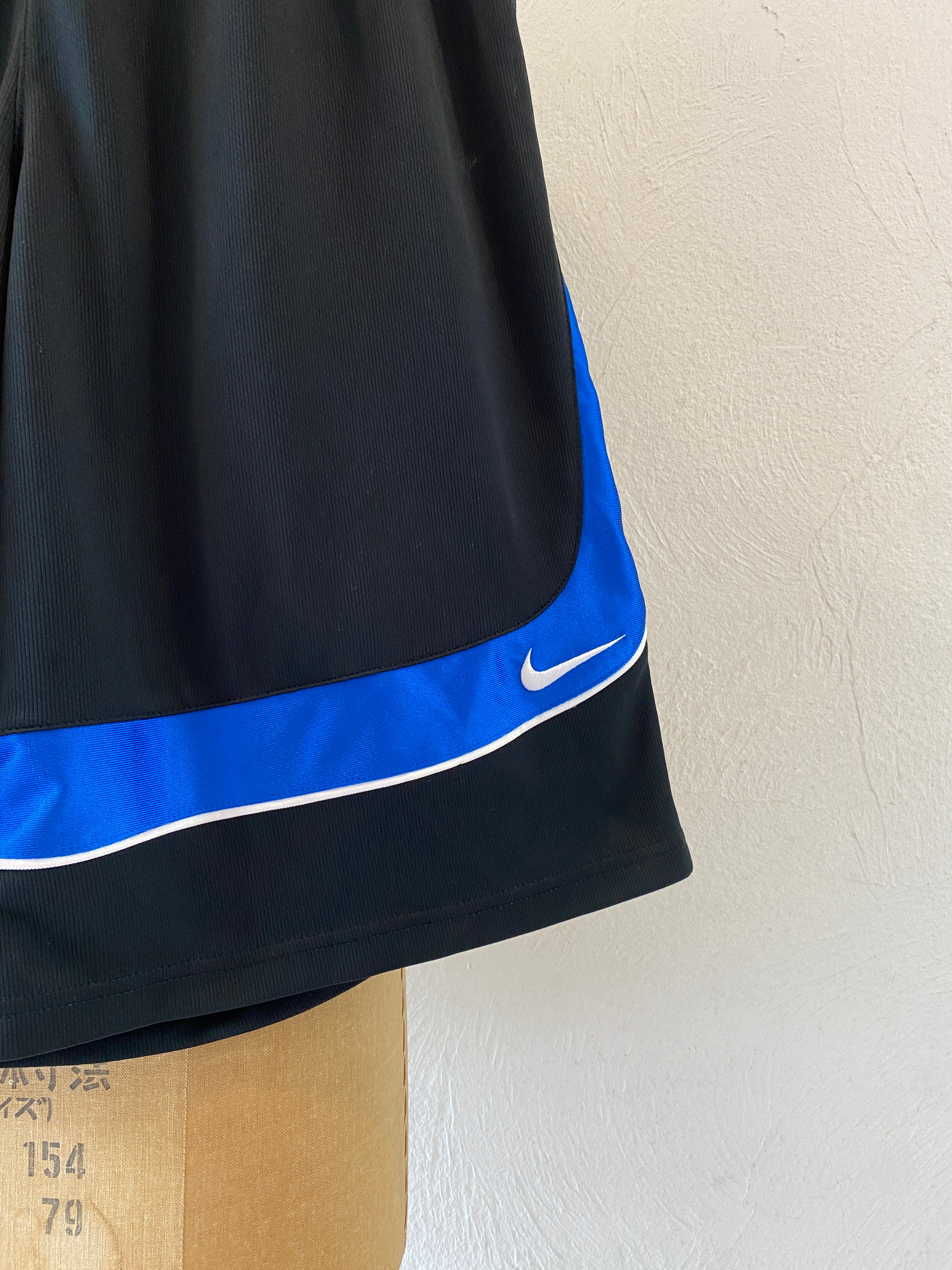 nike short pants