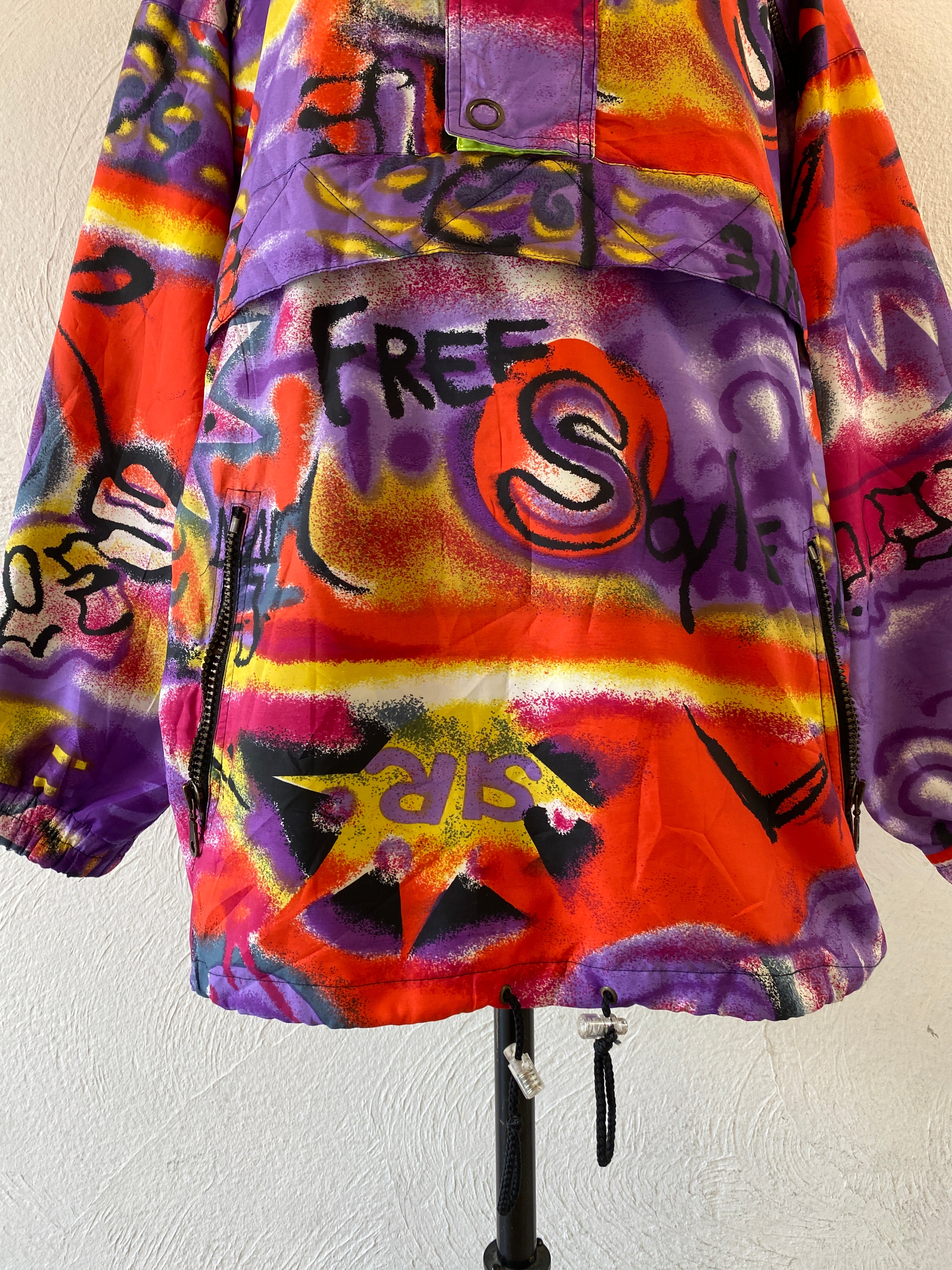 oversize nylon pullover