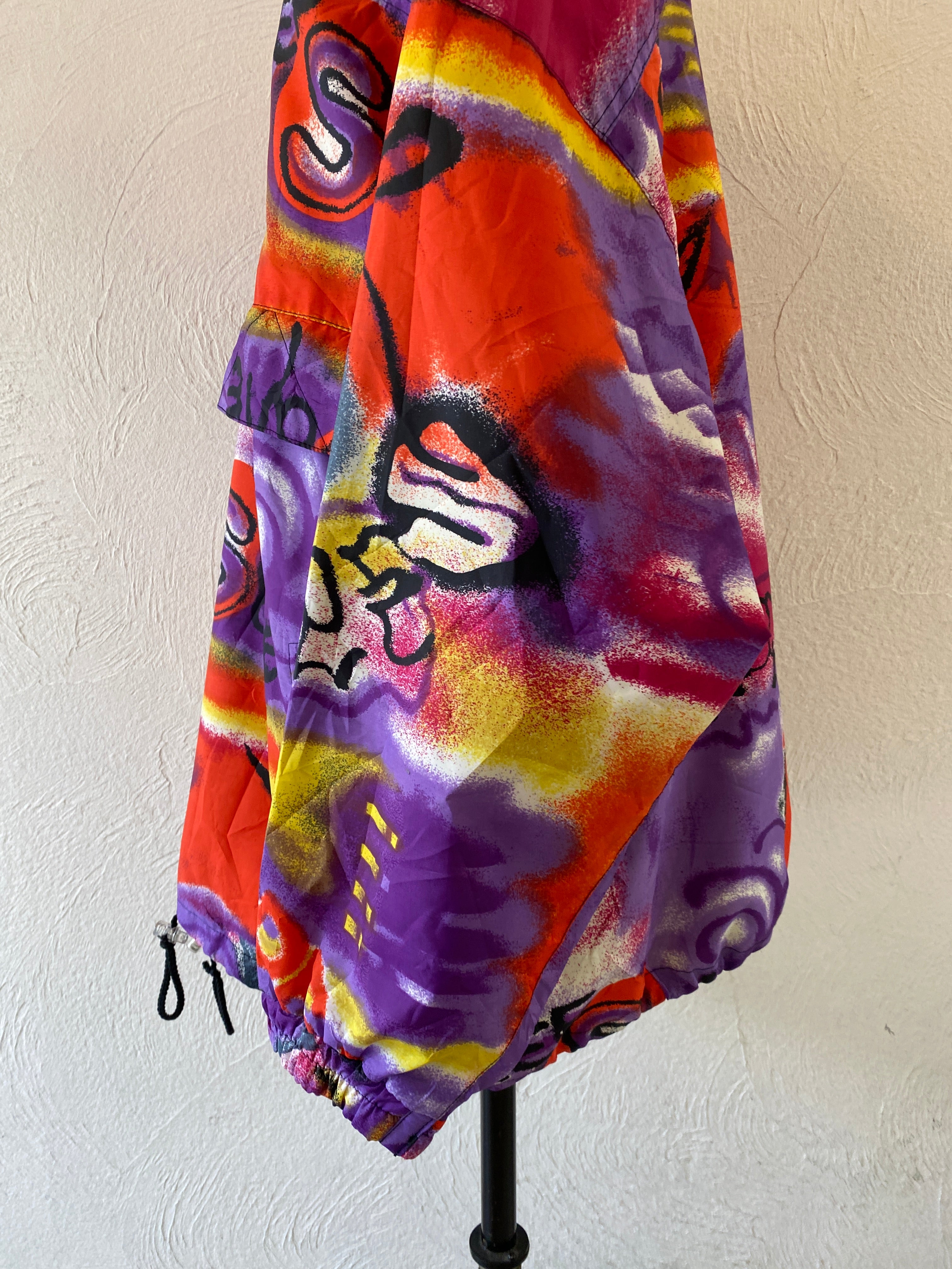 oversize nylon pullover