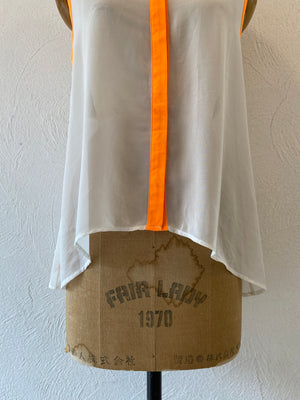 neon piping blouse