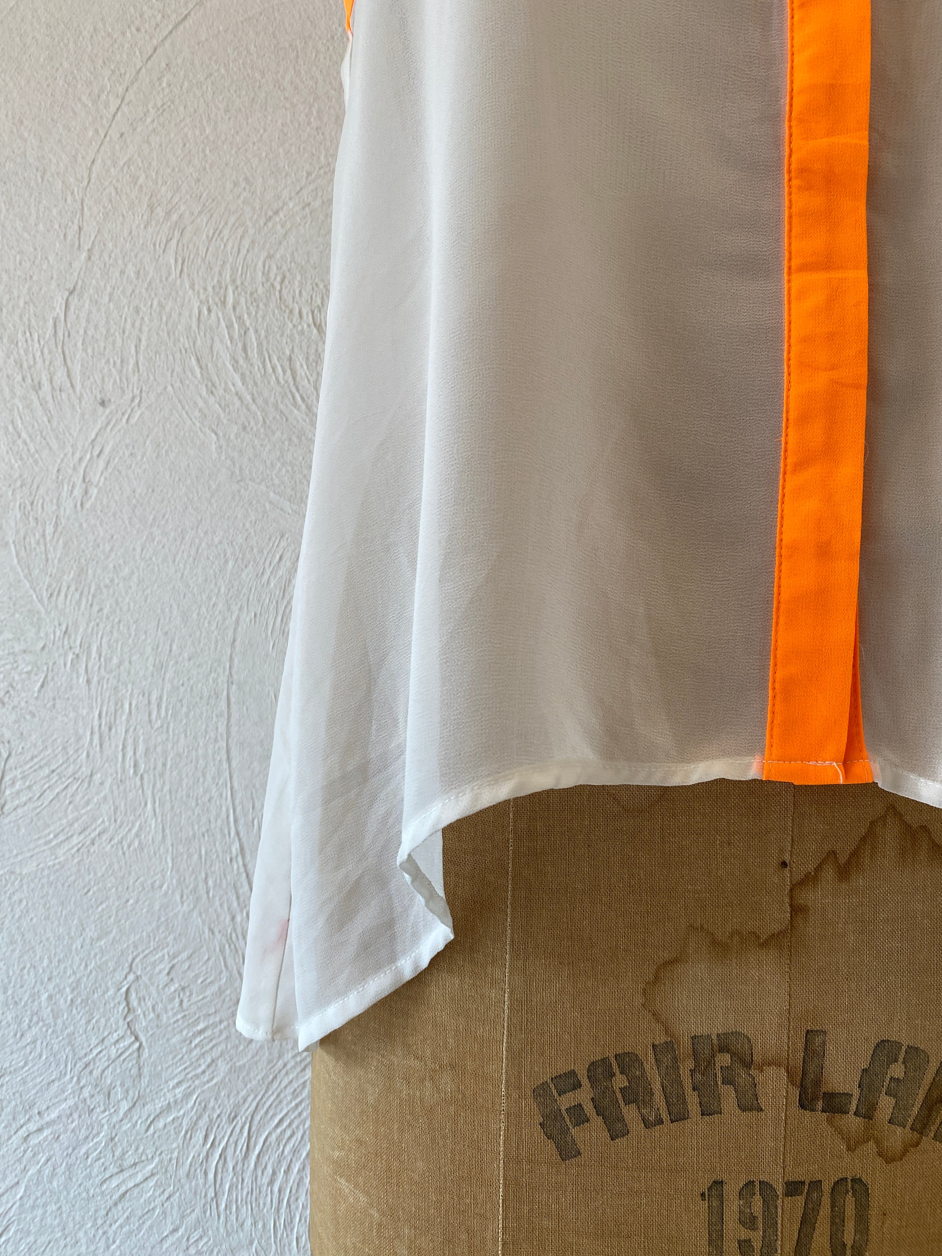 neon piping blouse