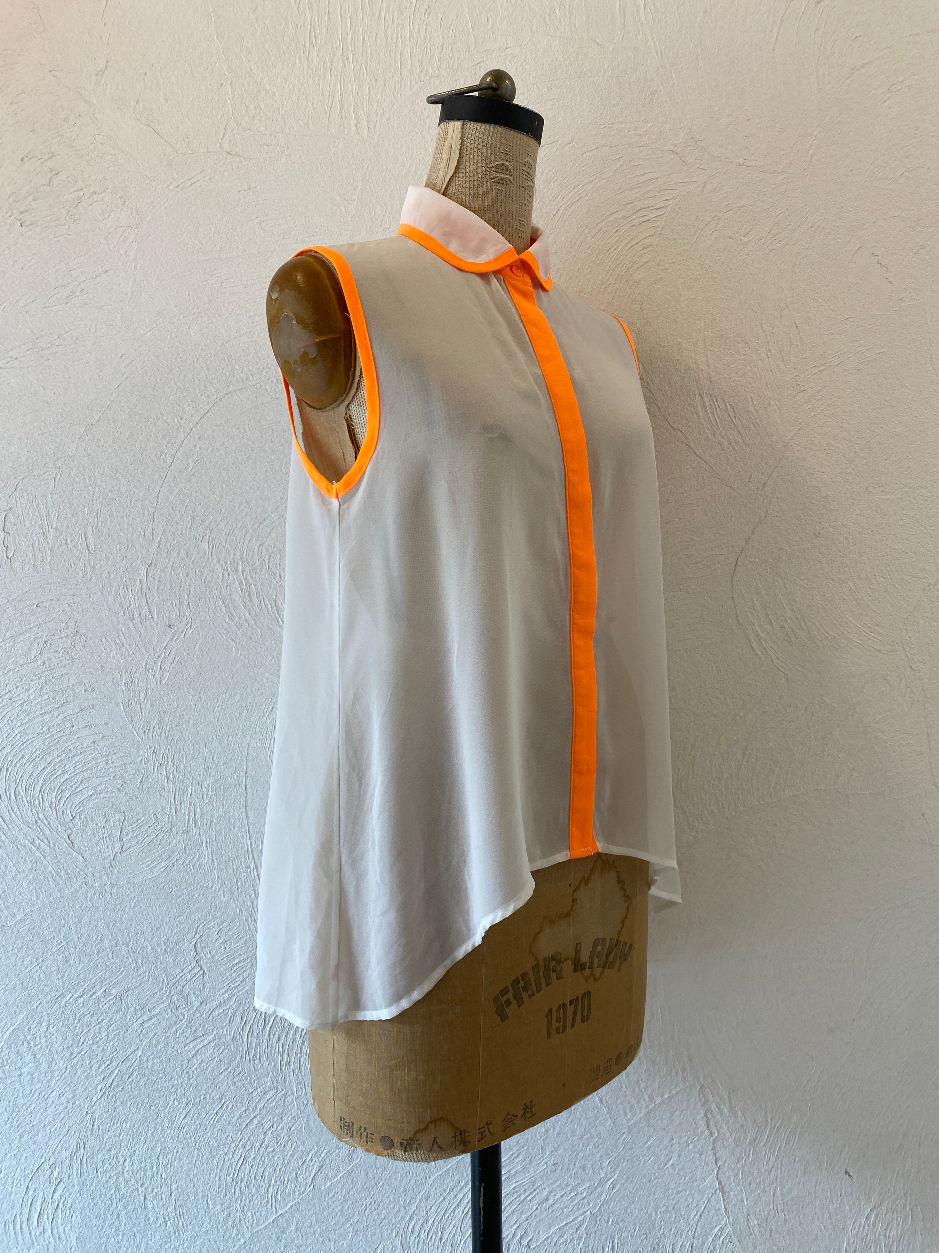 neon piping blouse
