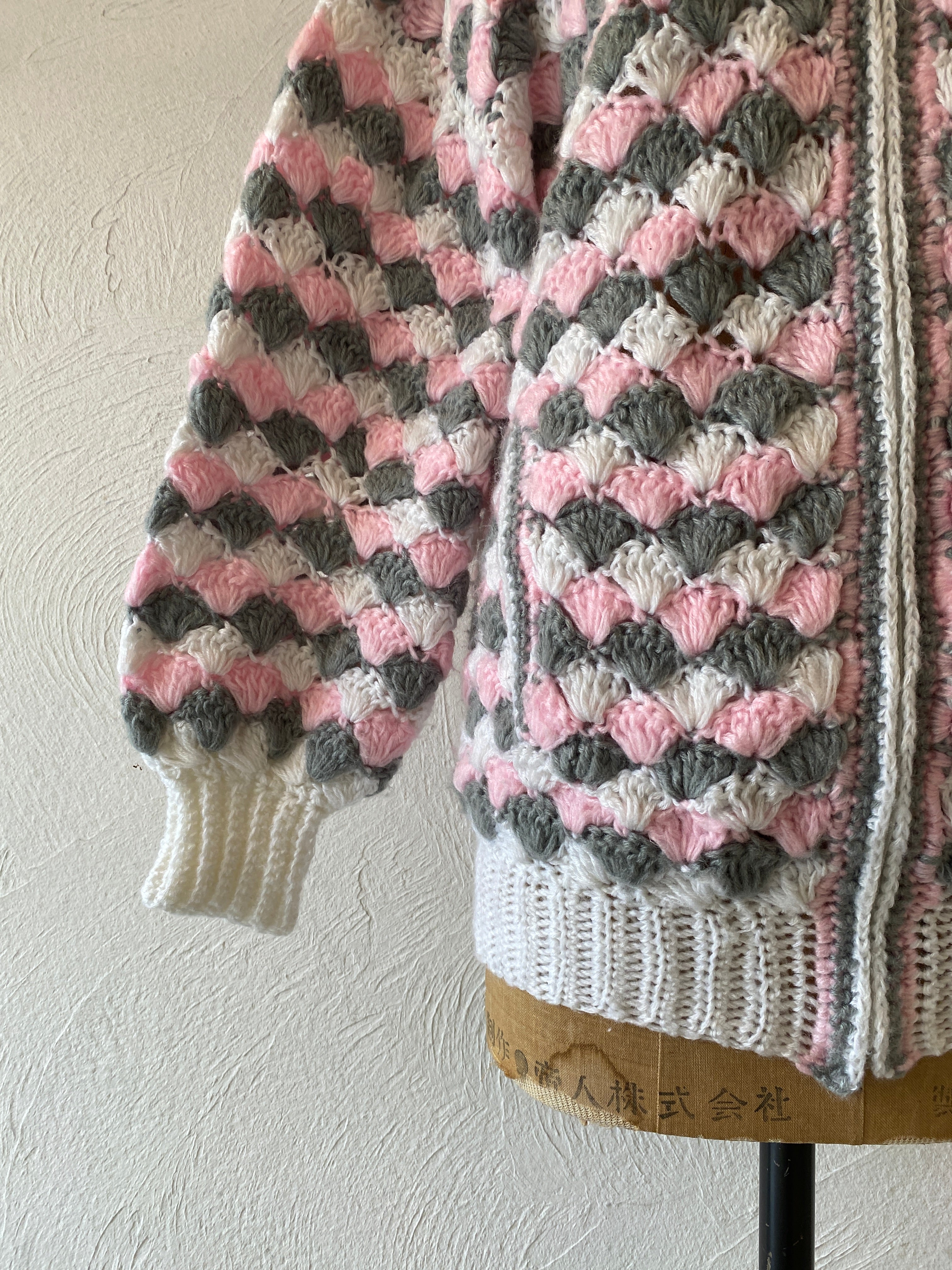 pink gray knit blouson