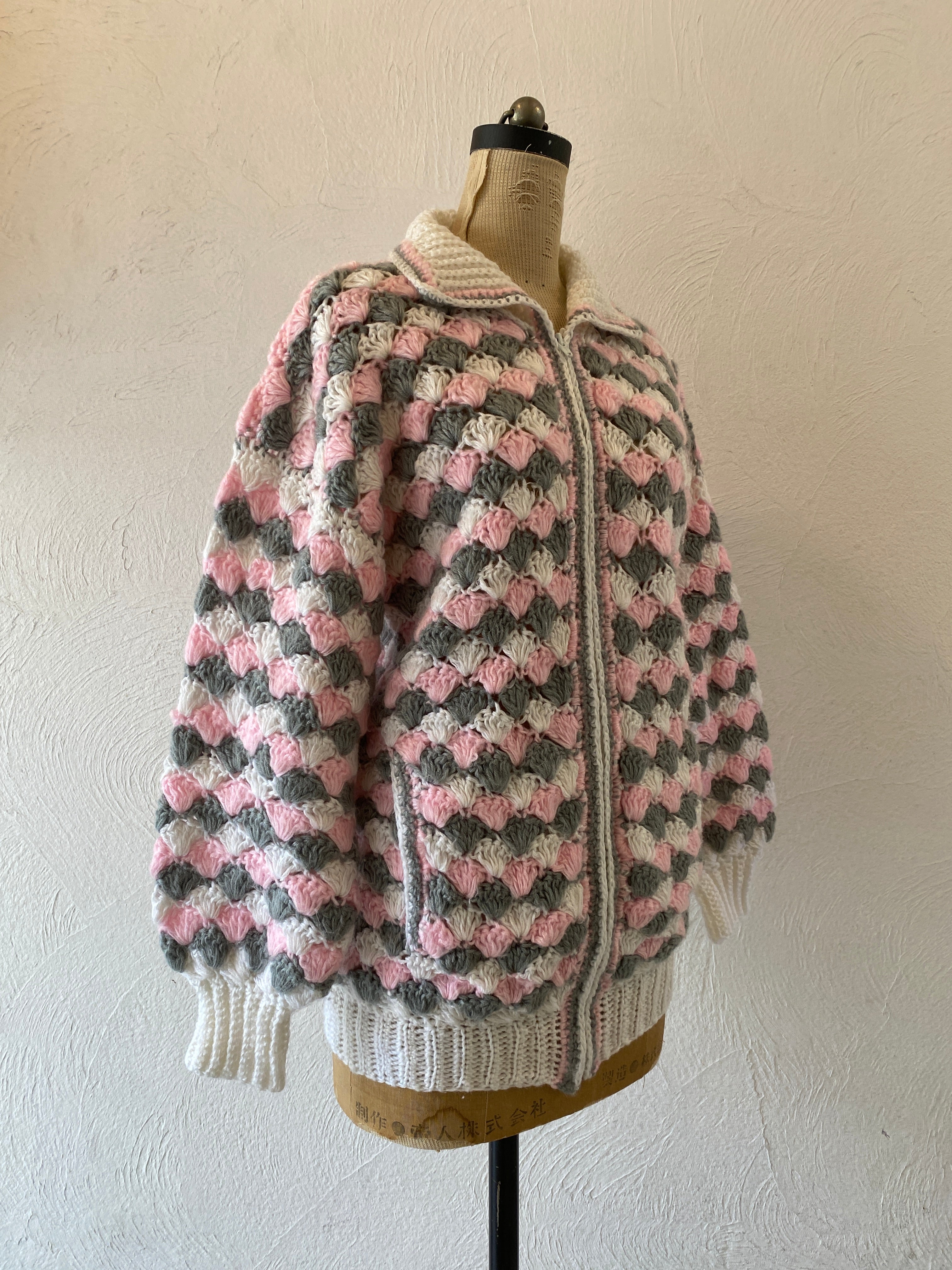 pink gray knit blouson