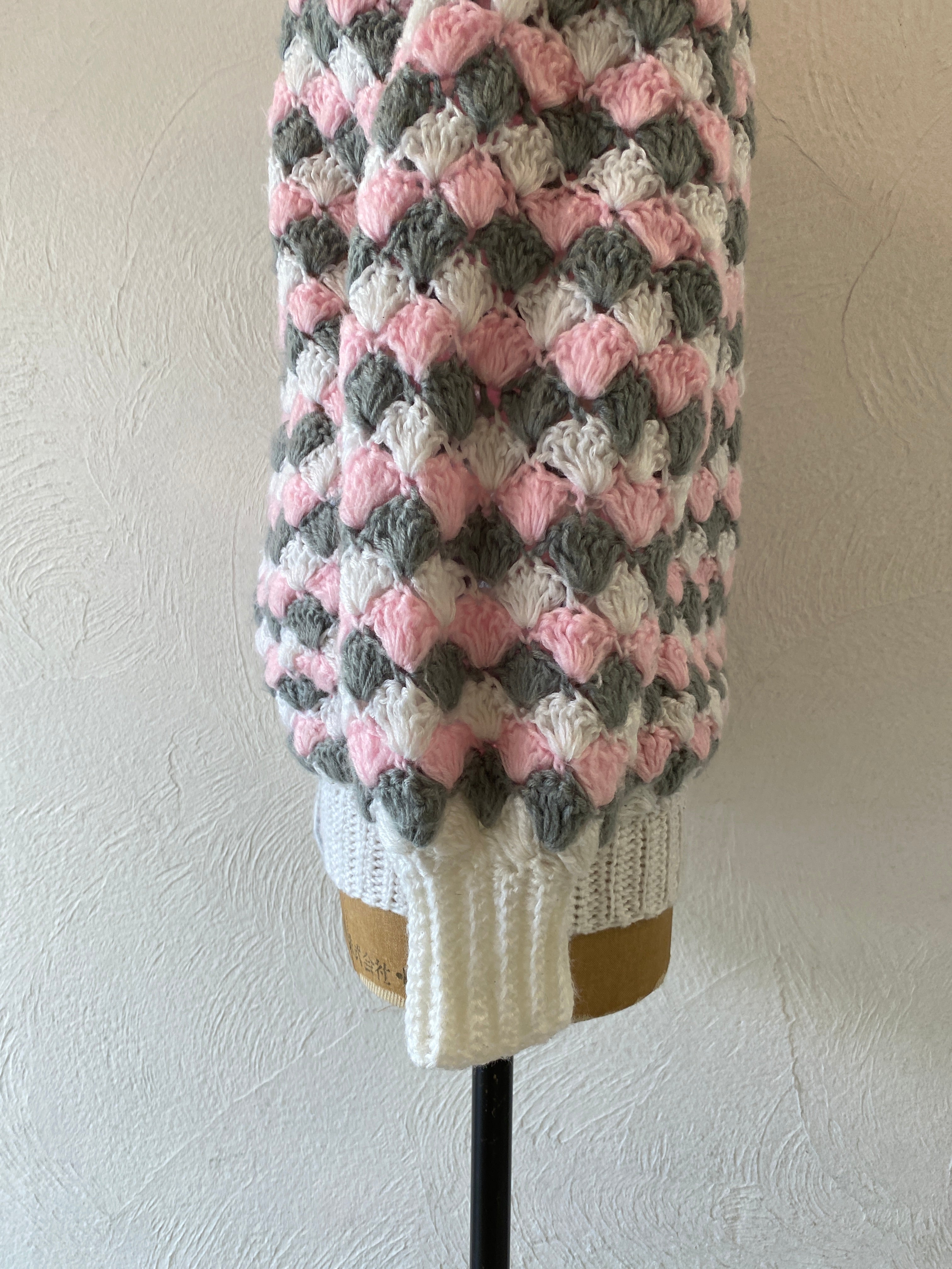 pink gray knit blouson