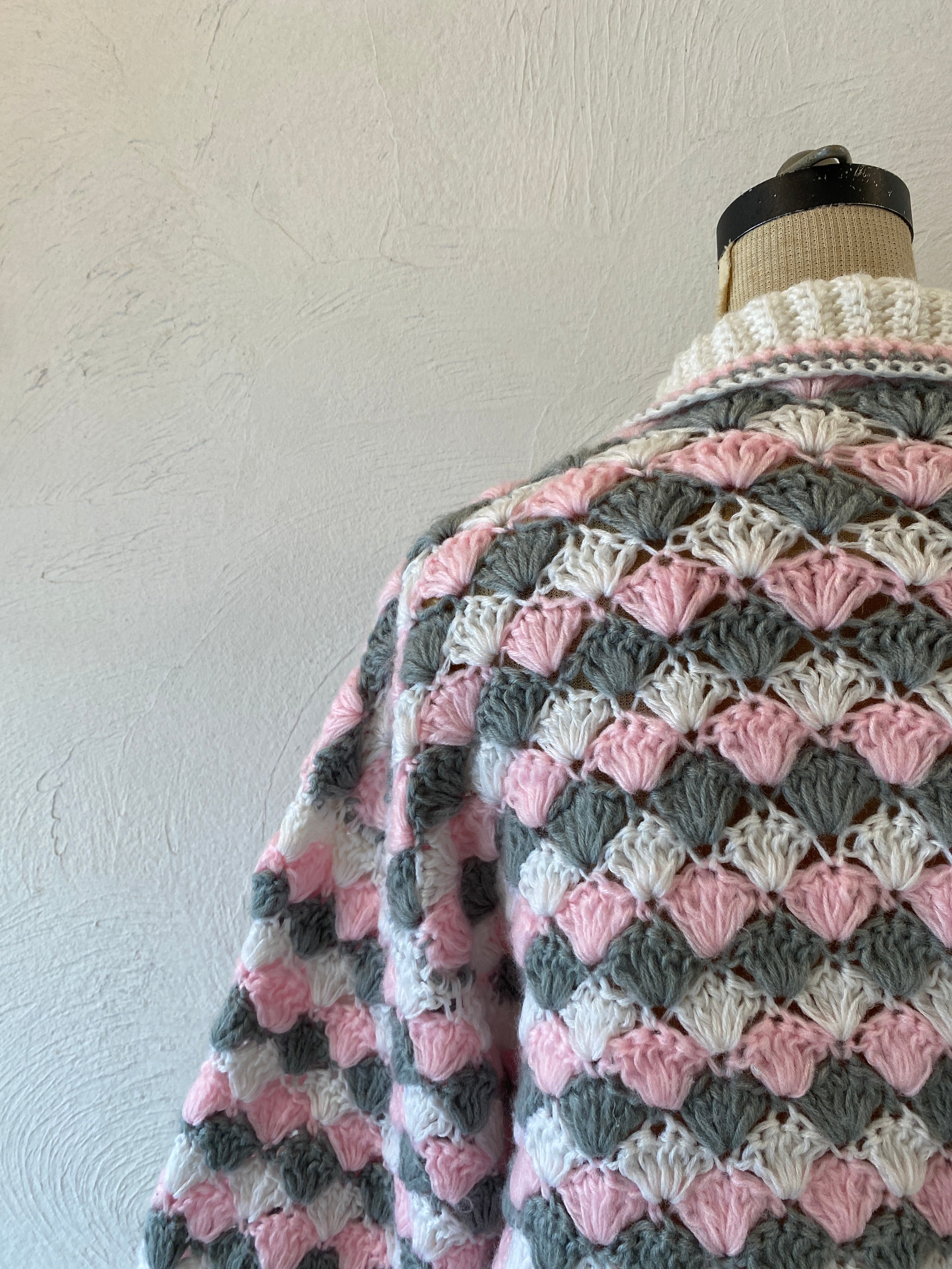 pink gray knit blouson
