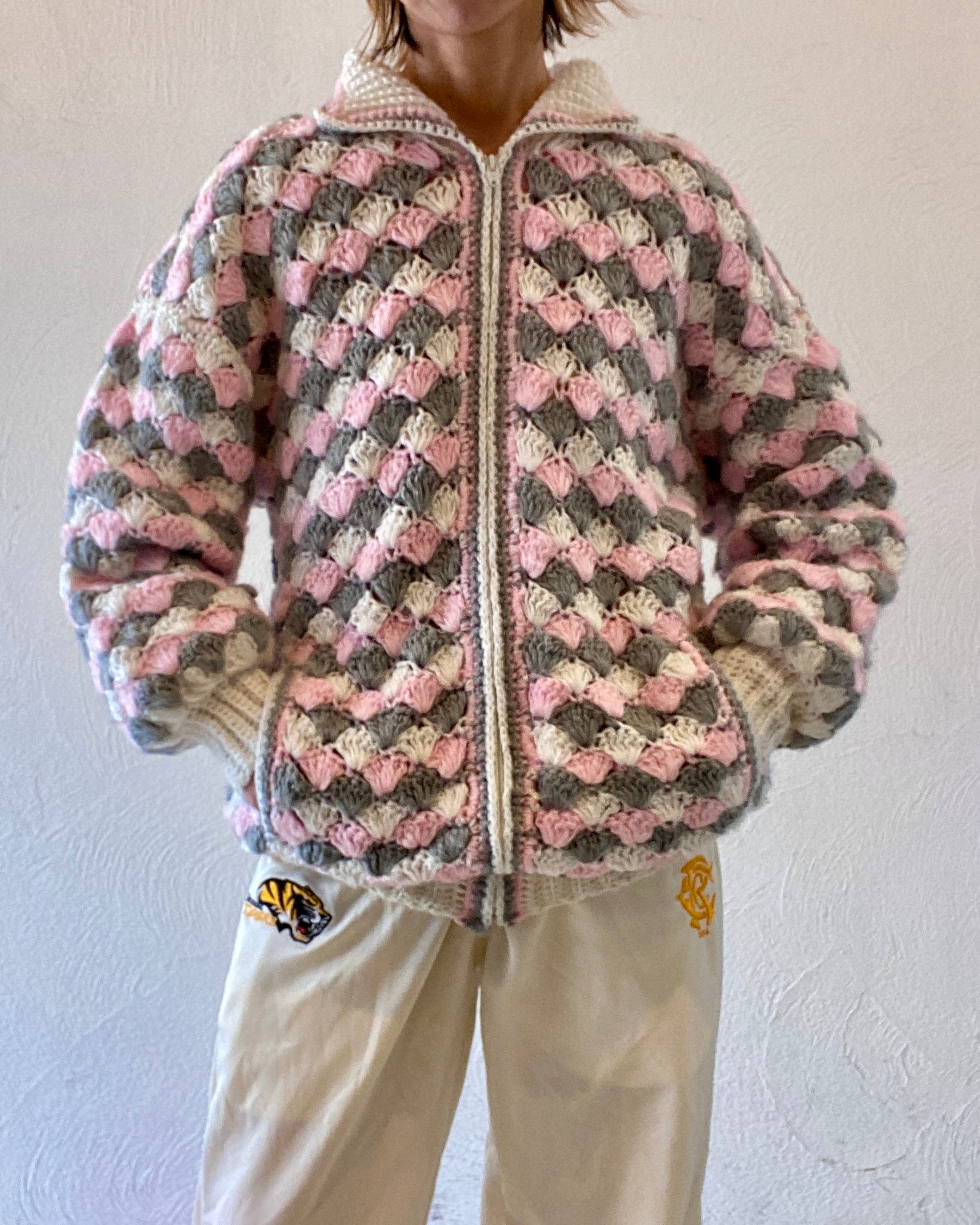 pink gray knit blouson