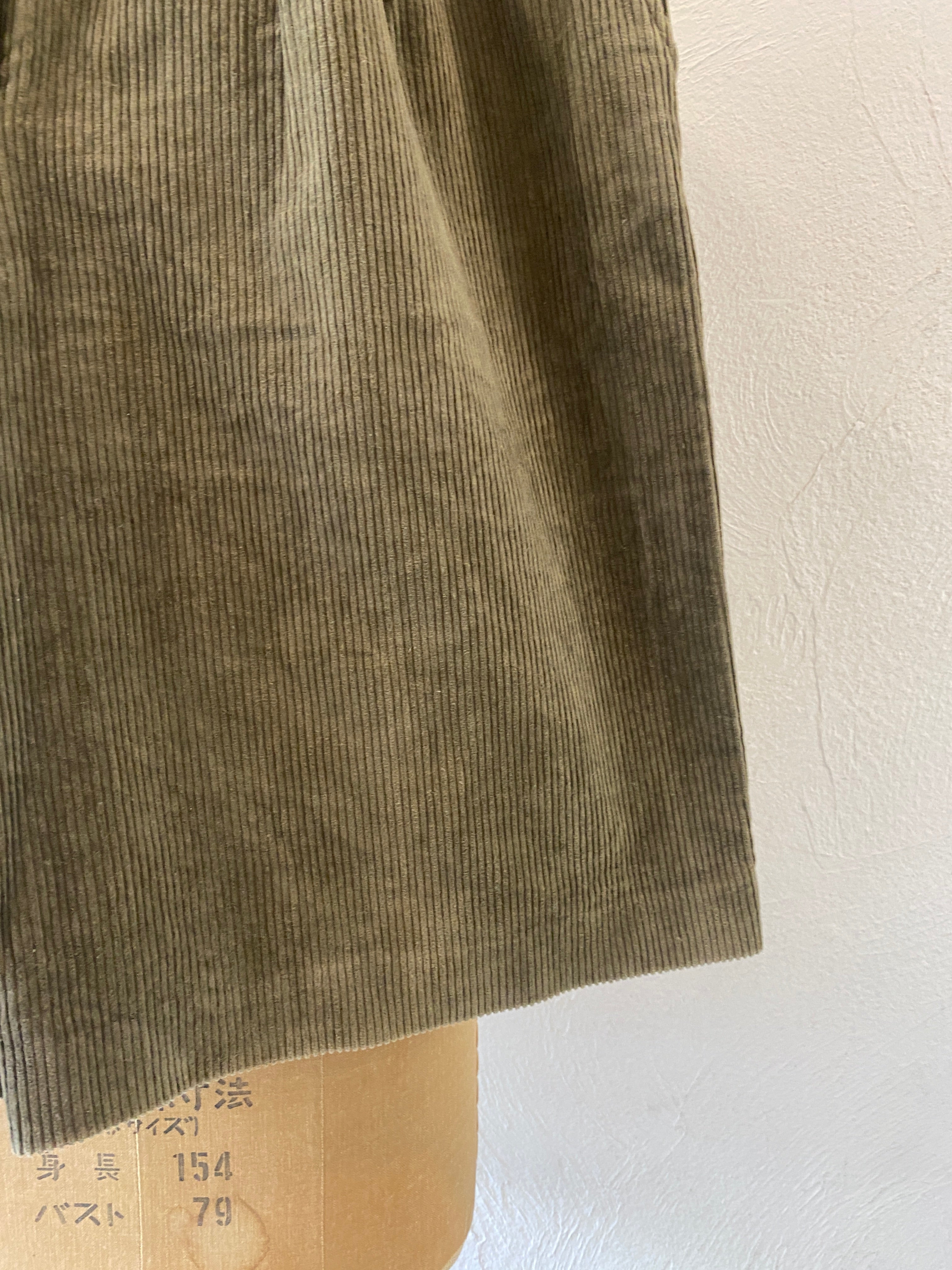 khaki corduroy culotte pants