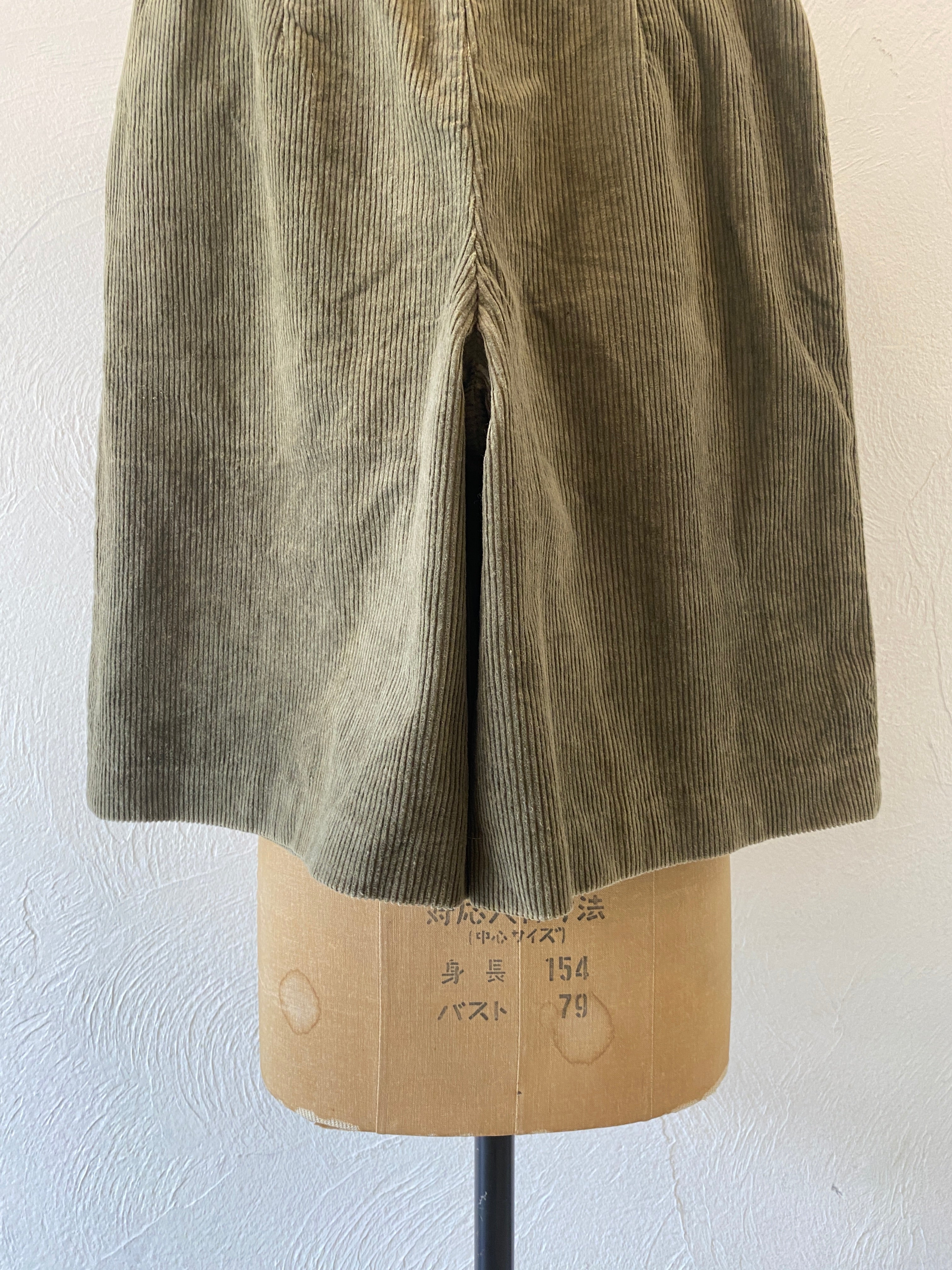 khaki corduroy culotte pants