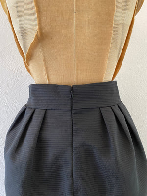volume mini skirt