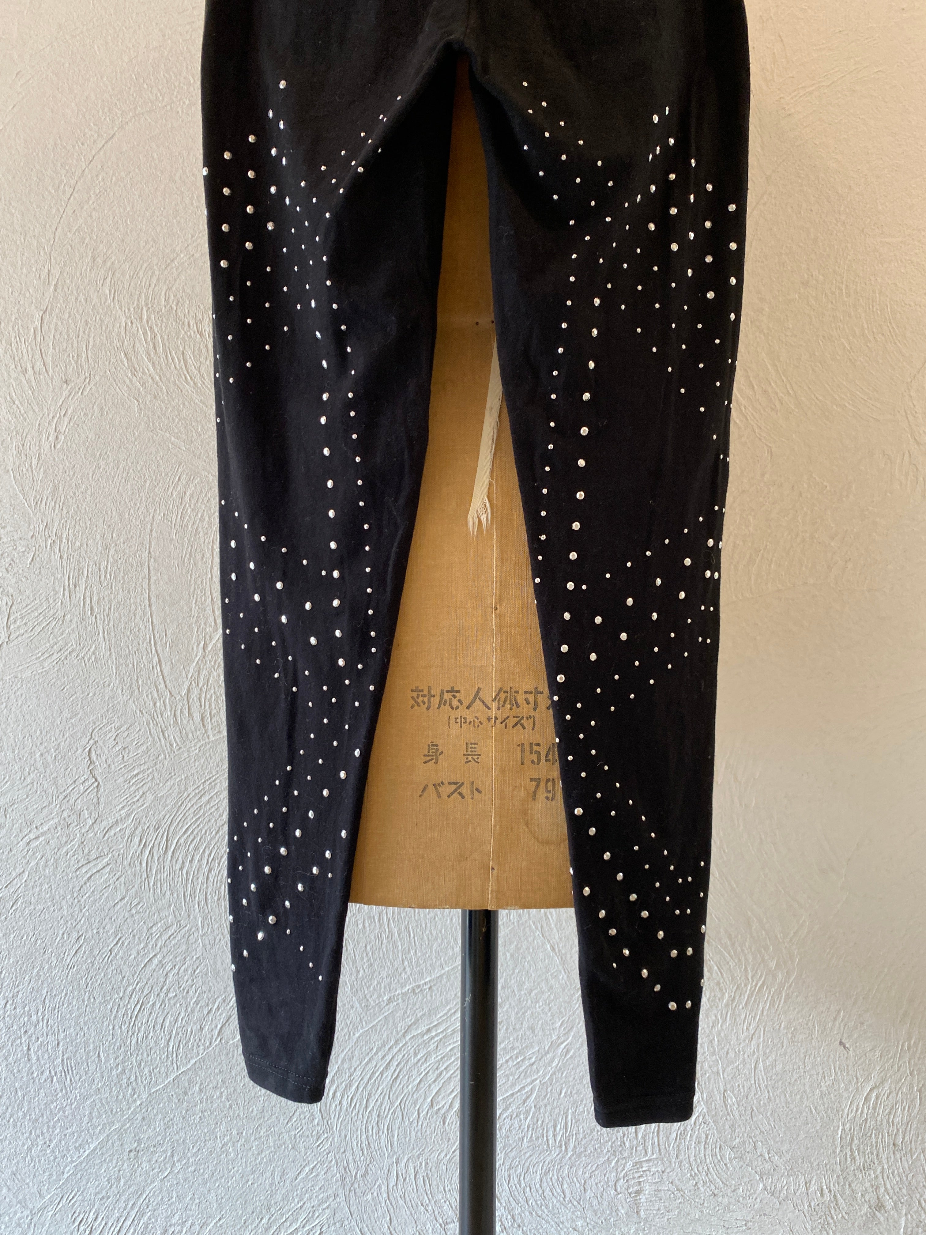studs leggings