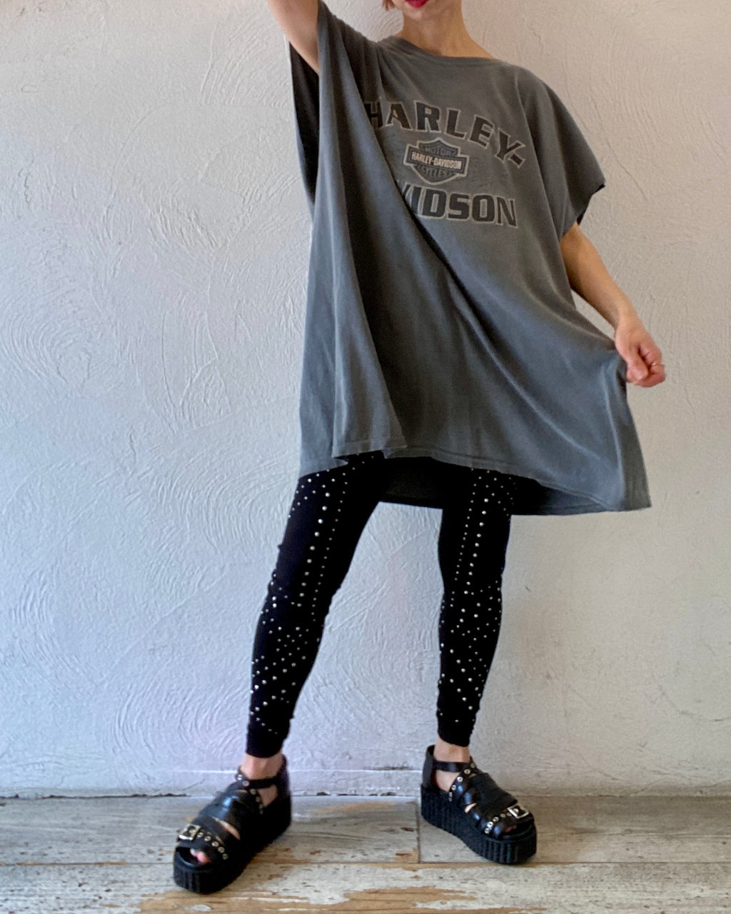 studs leggings