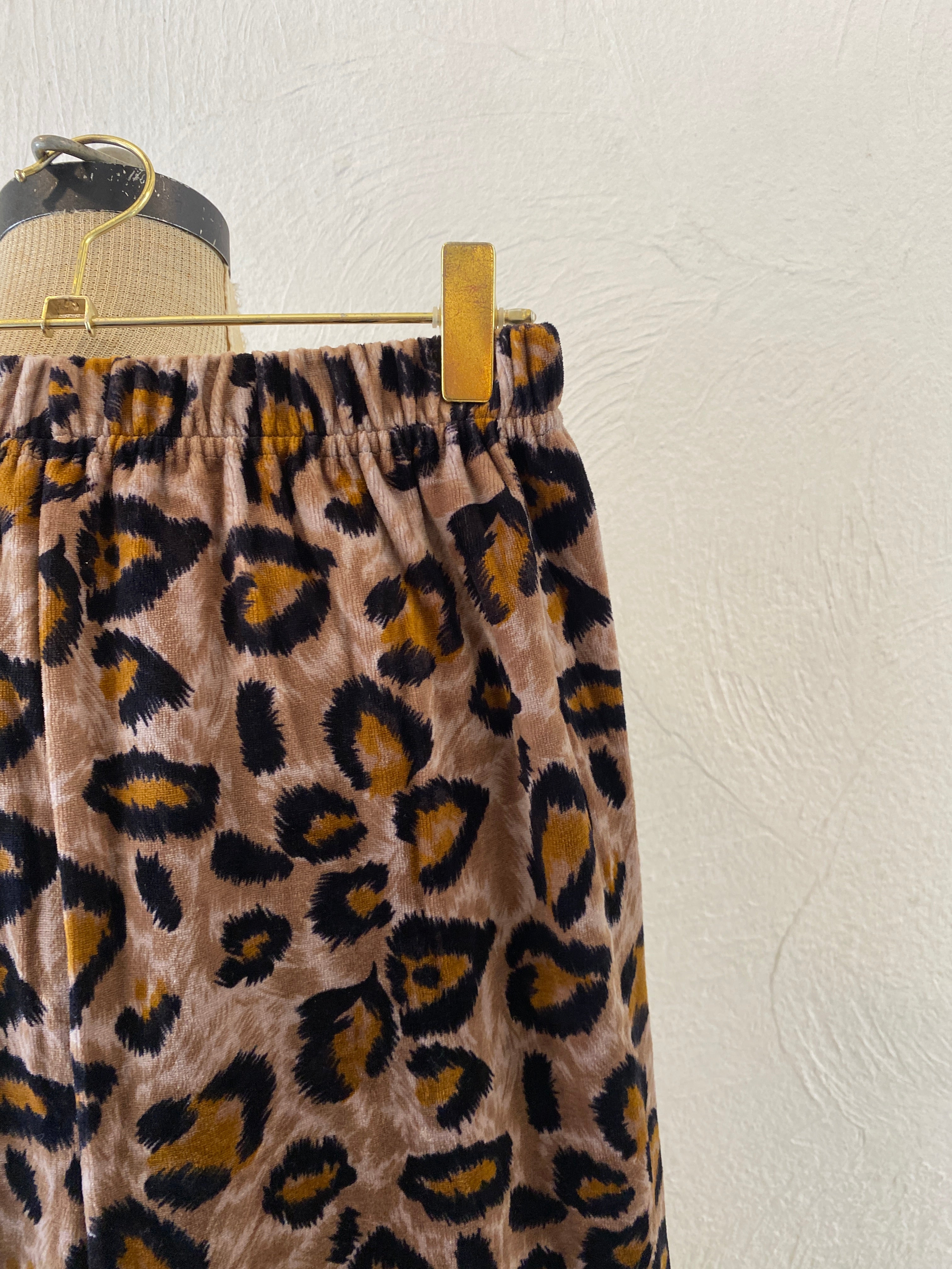 velours leoperd pants