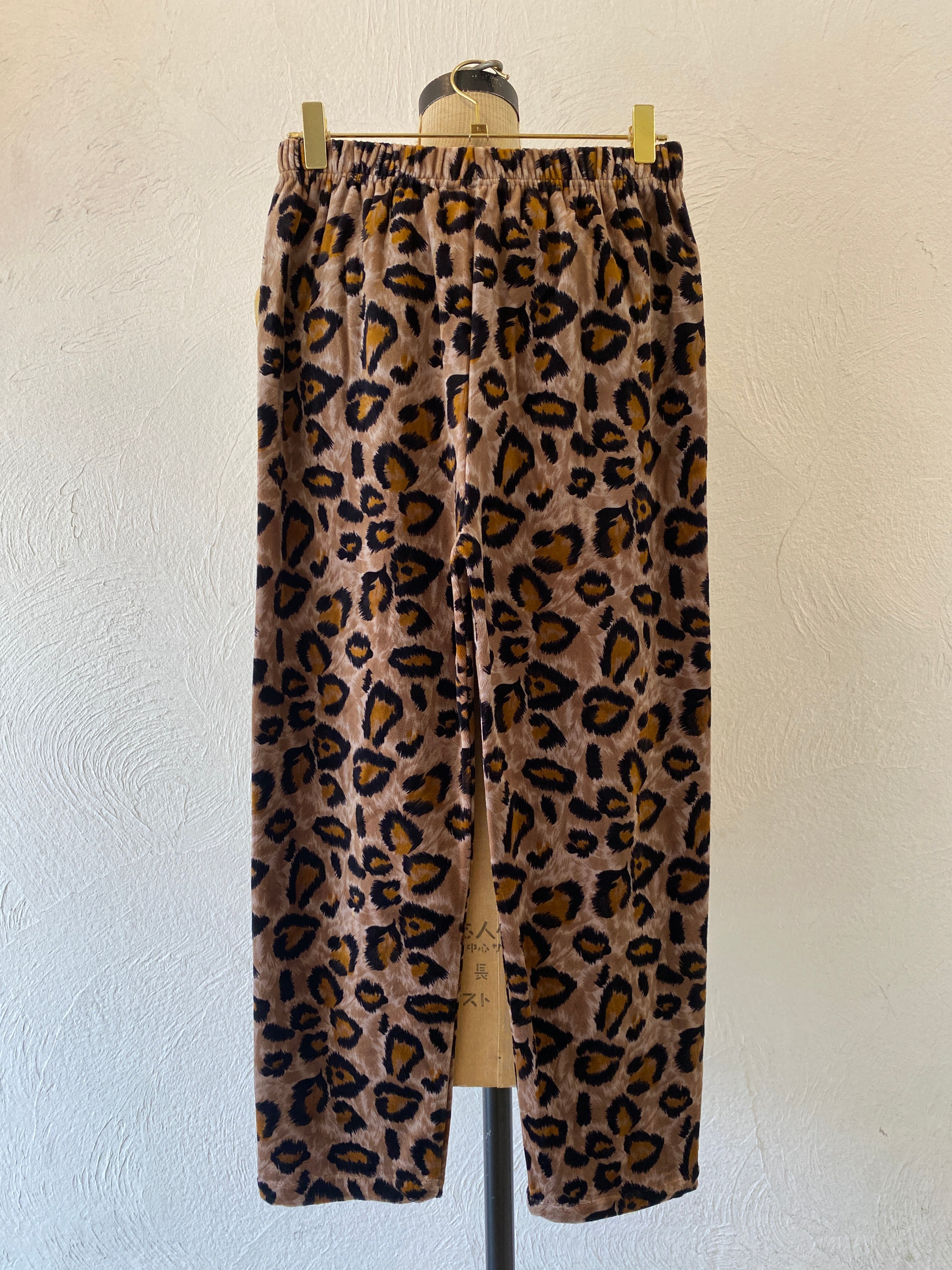 velours leoperd pants