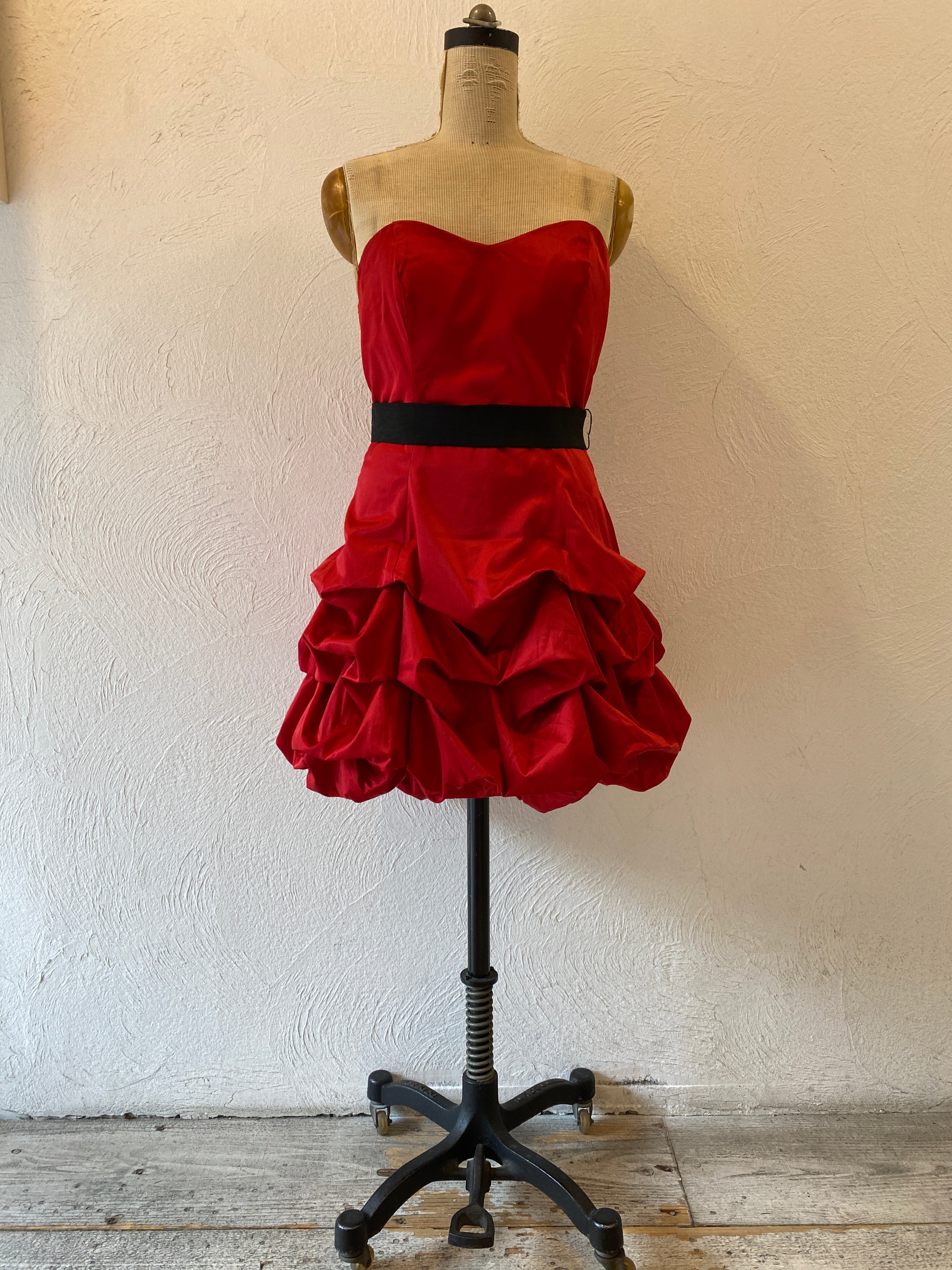 volume cocktail dress