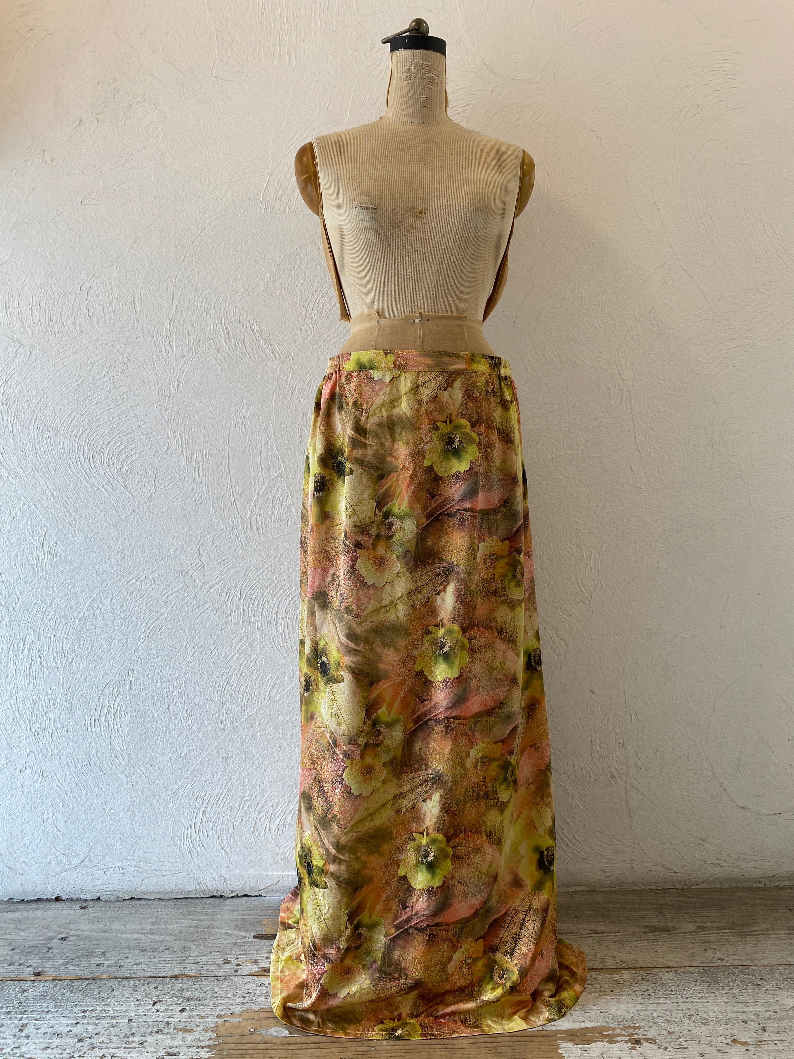 side pleats long skirt