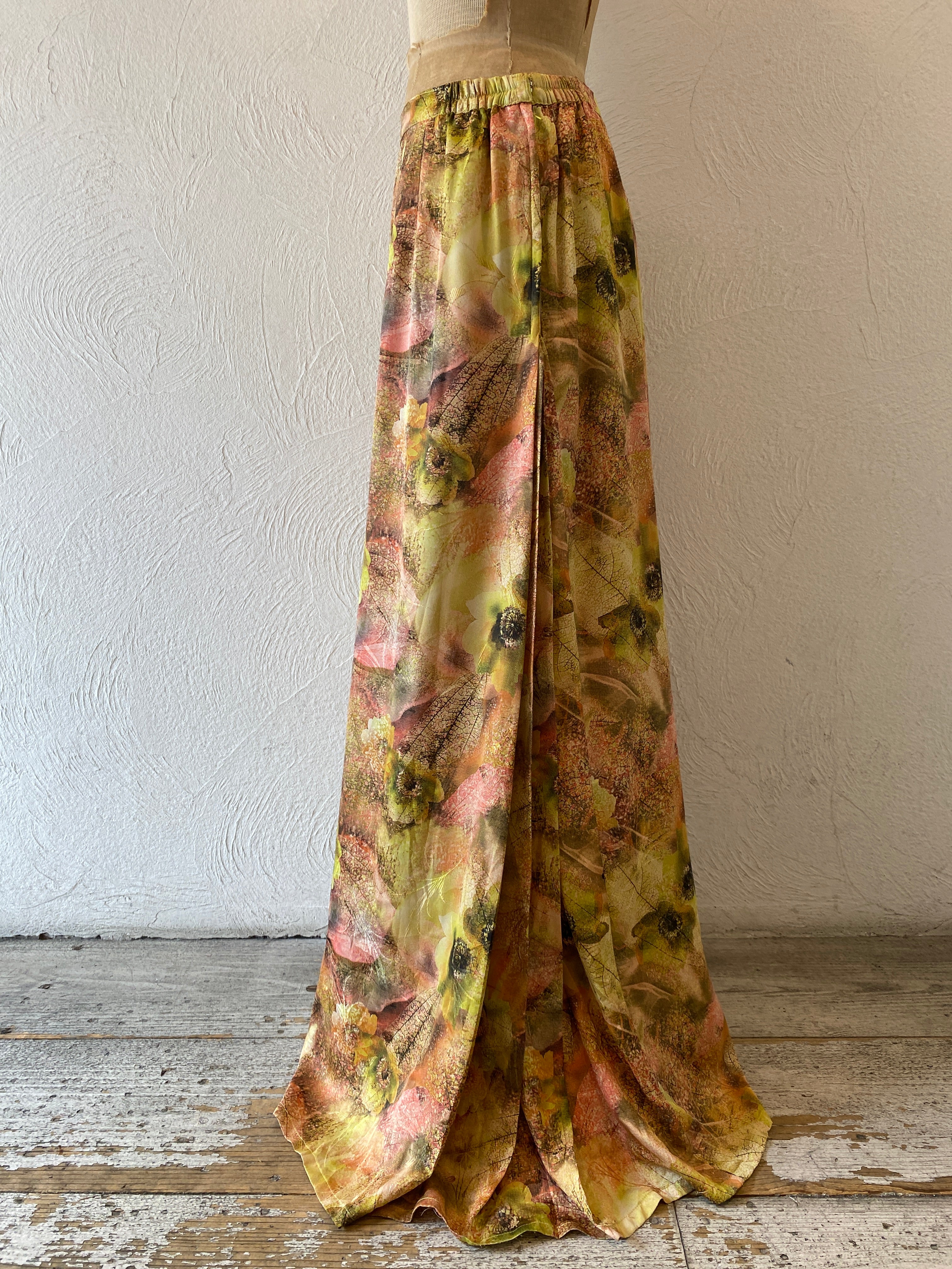 side pleats long skirt