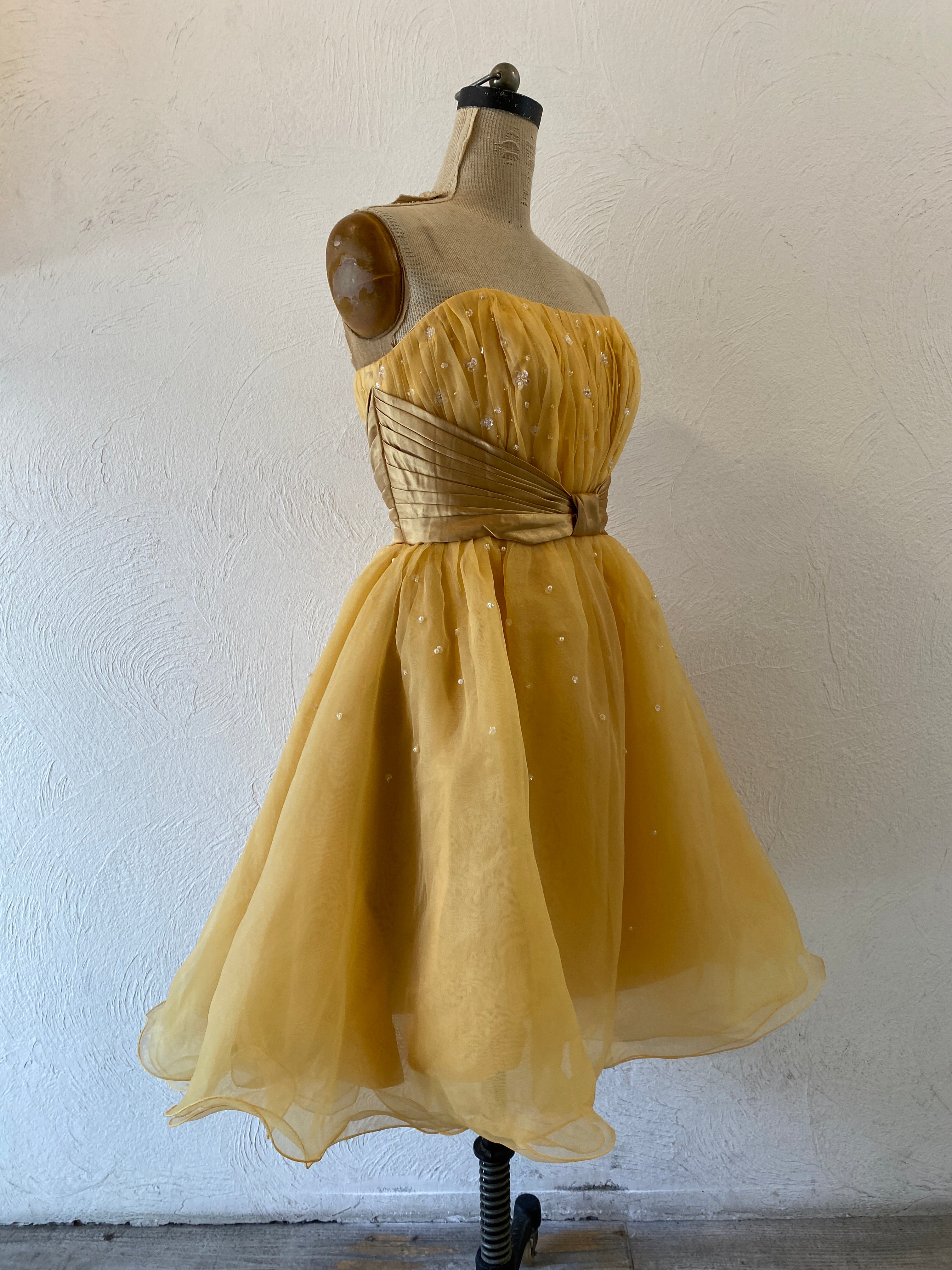 volume organdy cocktail dress