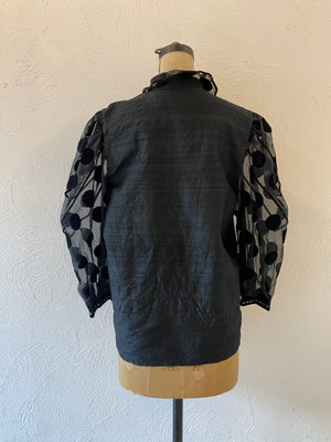 puff sleeve dot blouse