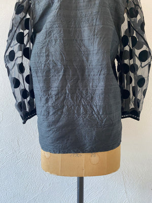 puff sleeve dot blouse