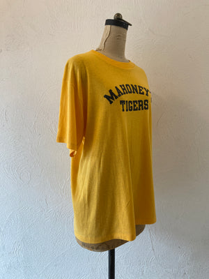 tigers T